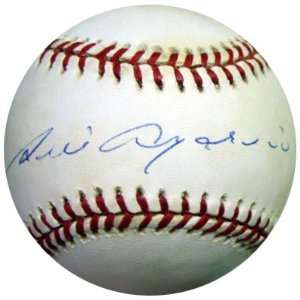  Luis Aparicio Autographed Ball   AL PSA DNA: Sports 