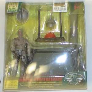 Power Team Elite Soldier with Campfire Playset: Toys 