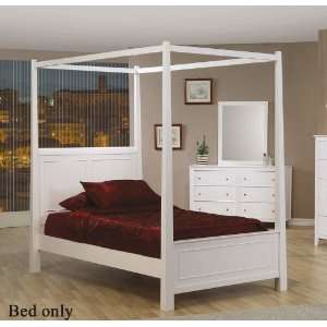  Full Size Canopy Poster Bed Cape Cod Style in White Finish 