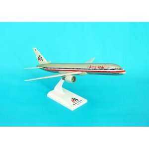    Skymarks American Airlines B757 200 1/150 W/WINGLETS Toys & Games