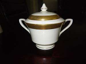 Royal Worcester Durham 1963 Gold Verge Sugar Bowl & Lid Fine China 