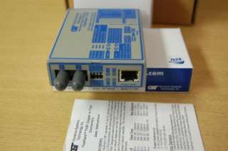 NEW OMNITRON FLEXPOINT T1/E1 COPPER TO FIBER CONVERTER 4472 (S1 7 89)