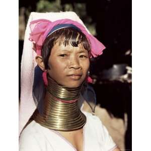  Paduang Woman (Long Necked People) (Long Necked Karen 
