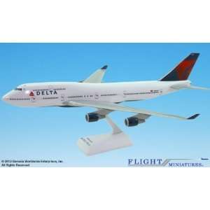  Flight Miniatures Delta Airlines B747 400 Model Airplane 