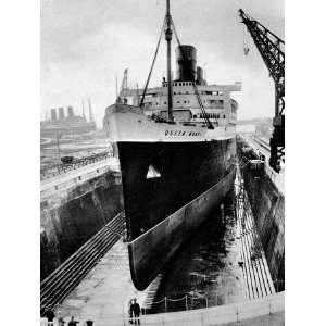  R.M.S. Queen Mary in Dry Dock, Southampton, April 1936 
