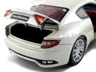 MASERATI GRAN TURISMO PEARL WHITE 118 DIECAST CAR MODEL BY MONDO 