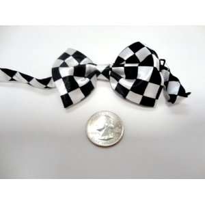  Dog Bow Tie Small Size (Black and White Checker): Kitchen 
