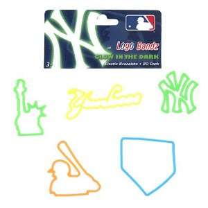  New York Yankees Glow In The Dark Logo Bandz Bracelets 20 