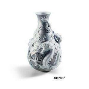  dragon bud vase platinum background by lladro: Home 