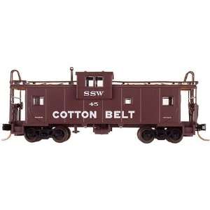  N RTR Wide Vision Caboose Cotton Belt #45 Toys & Games