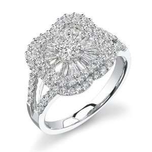  Square Shaped Diamond Ring: Jewelry