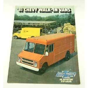  1981 81 Chevrolet CHEVY WALK IN VAN BROCHURE P20 P30 