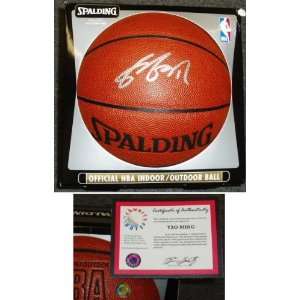  Yao Ming Signed Indoor/Outdoor Basketball Sports 