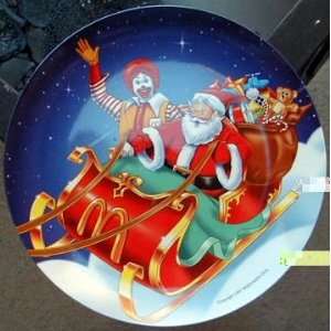 McDonalds Christmas Plate from 1997:  Kitchen & Dining