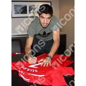 Luis Suarez Signed Liverpool Shirt   Mens MLB Other Apparel  