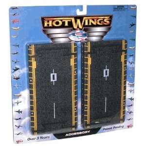  Hot Wings Runway Accessory (4 PCS)