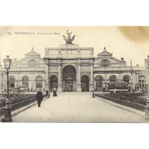  1910 Vintage Postcard Train Station   La Gare du Midi 
