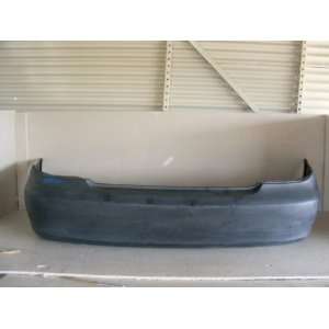  Toyota Camry Rear Bumper Cover Used 02 06: Automotive
