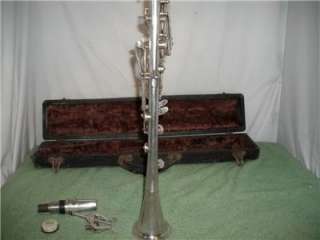 Beauti?full Elkhart Cavalier  Vintage Metal Clarinet Instrument Good 