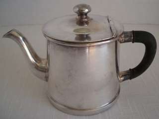 Vintage Wm A Rogers half pint Teapot SILVER PLATED 056  