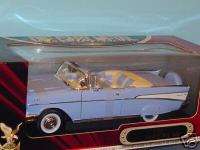 1957 CHEVY BEL AIR CONVERTIBLE1:18 BABY BLUE & WHITE  