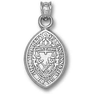 University of Cincinnati Seal 5/8 Pendant (Silver)  