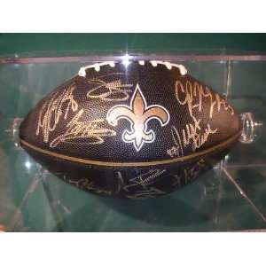 2011 NEW Orleans Saints Team Signed Autographed Football with Football 