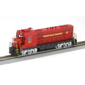  HO RTR CF7, Pioneer Valley #2647 ATH89912 Toys & Games