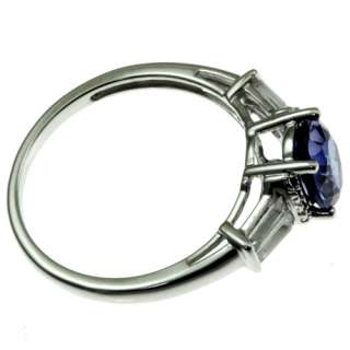 10kt white gold blue sapphire color and topaz ring  