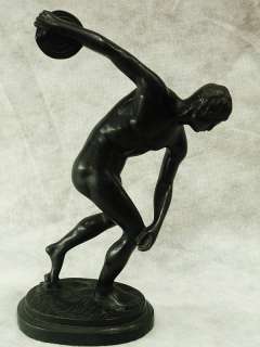 EUROPEAN MADE DISK THROWING MALE BRONZE SCULPTURE 19th  