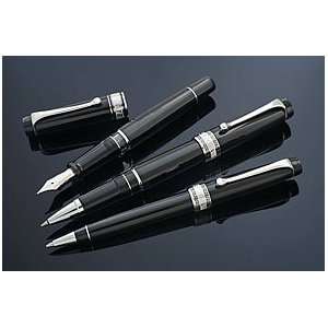   CT Fountain Pen   Black Chrome Trim, Fine Nib 997CNF