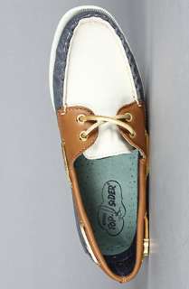 Sperry Topsider The Two Eye Boat Shoe in Navy and White Canvas 