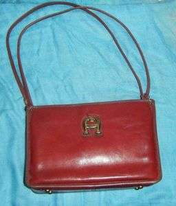 VTG Etienne AIGNER dark burgundy leather shoulderbag cross body purse 
