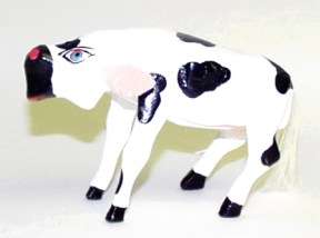 Cow ~ Oaxacan Wood Carving 3 Inches Tall   21799  