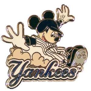    New York Yankees Mickey Mouse Sliding Disney Pin