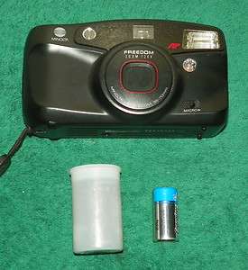 Minolta Freedom Zoom 70EX   35 70mm Macro AF 35mm Film Camera  